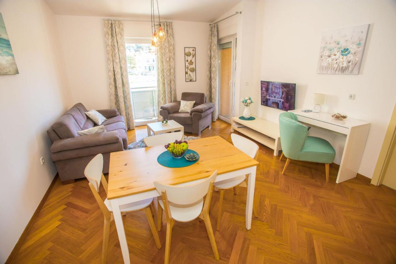 Apartment Dora Near Sea And Center With Private Garage Poreč Dış mekan fotoğraf